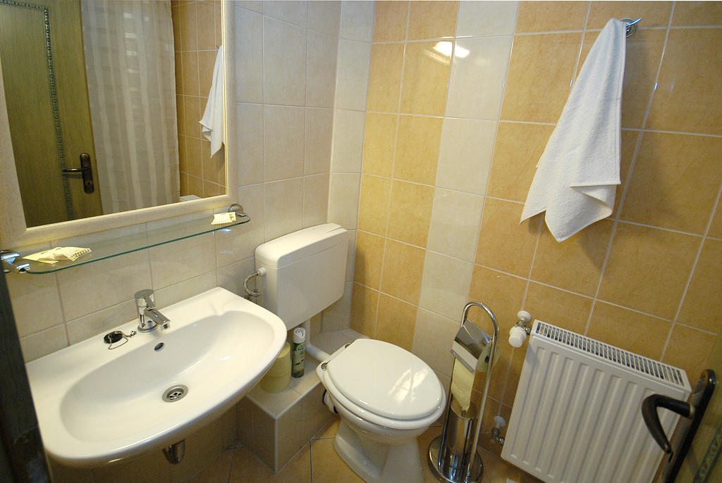 Hotel Bavaria Abda Ruang foto