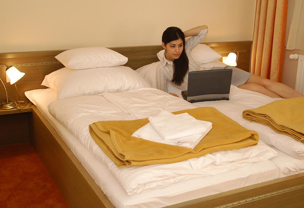 Hotel Bavaria Abda Ruang foto